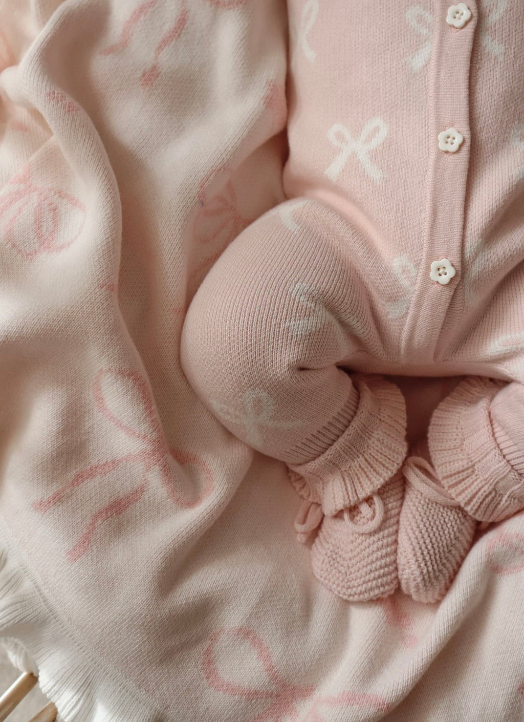 Petite + Co Floral Bow Blanket - Milk + Baby Pink