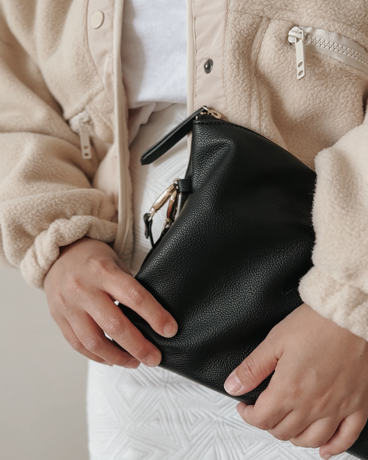 OiOi - Nappy Changing Pouch - Black Vegan Leather